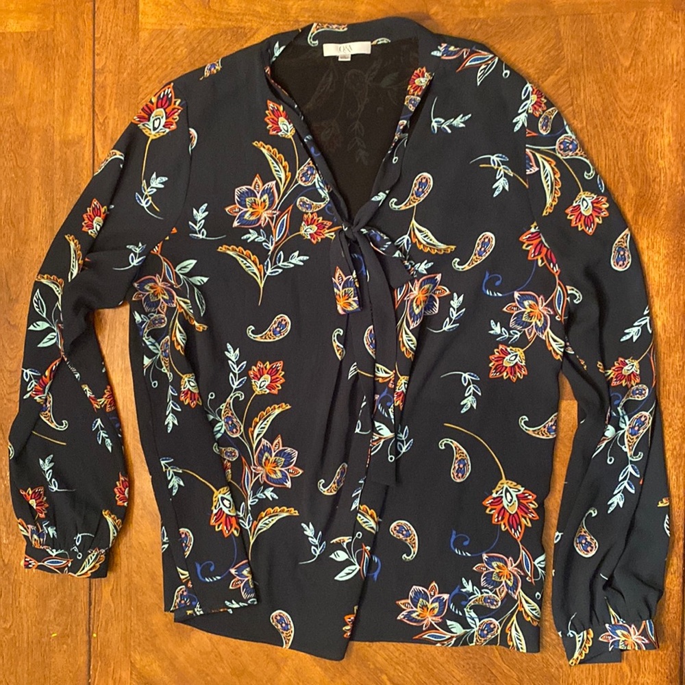 Q&A patterned blouse